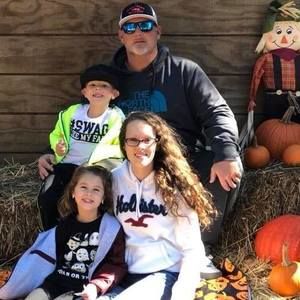 Meet your Posher, Micki